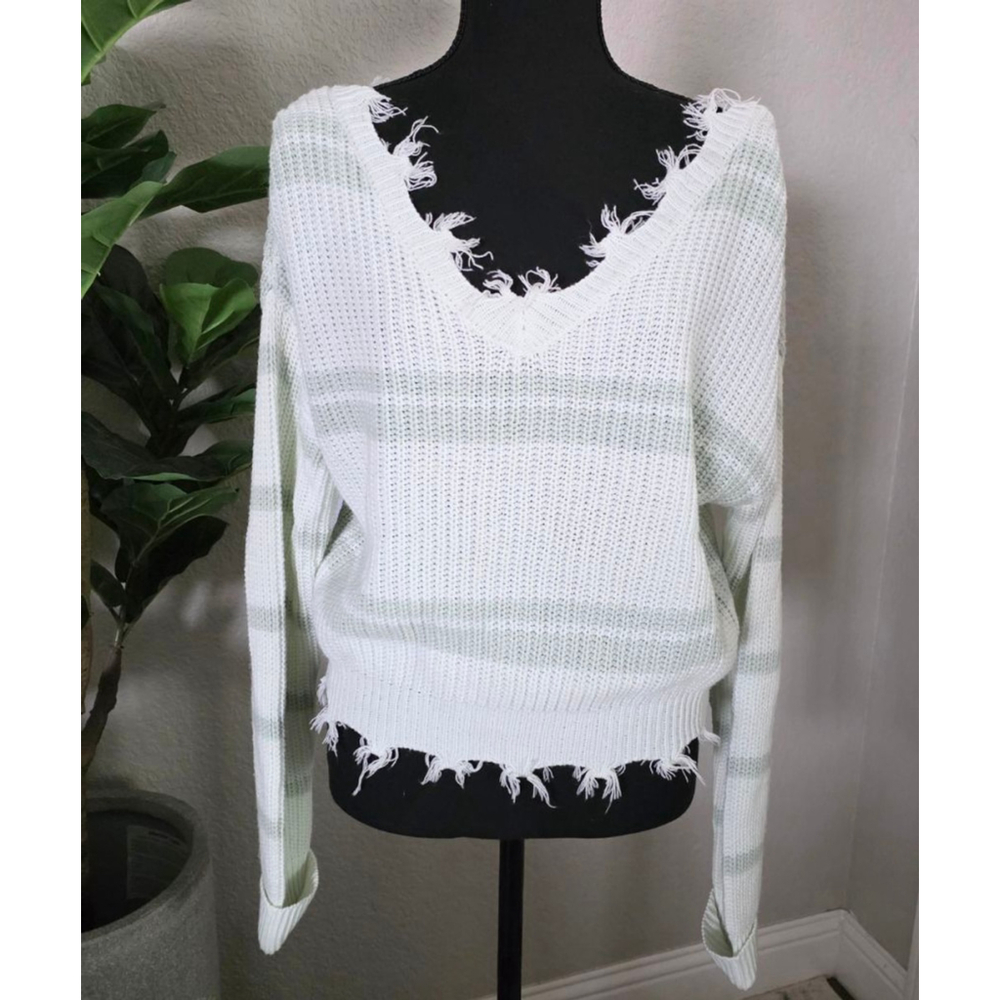 Women's‎ Rue21 M White Green Striped Distressed V-Neck Sweater